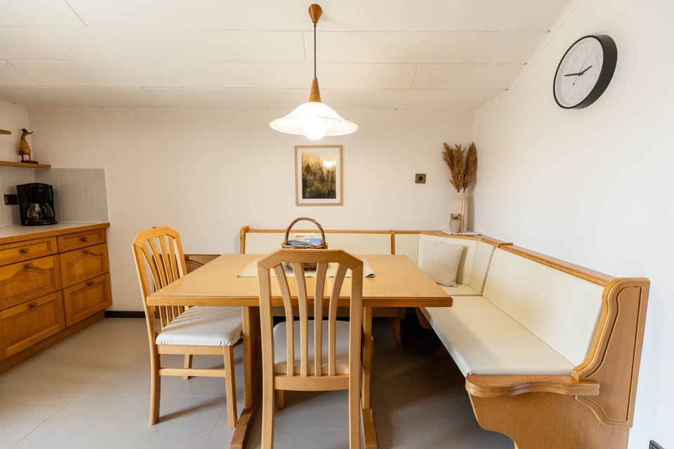 Dining area 47 48