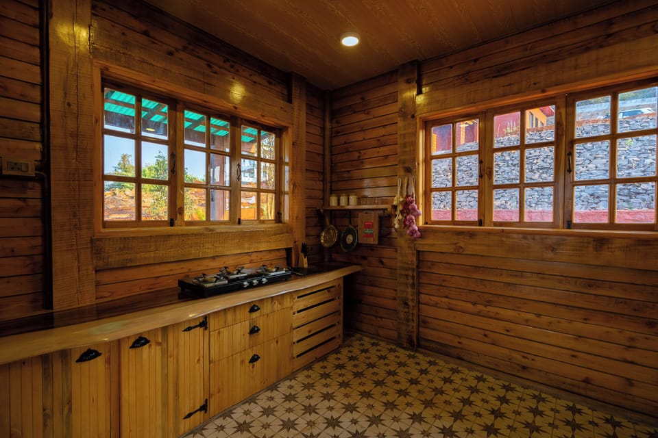 Luxury Villa | Private kitchen | Paper towels