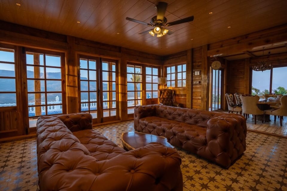 Luxury Villa | Living area