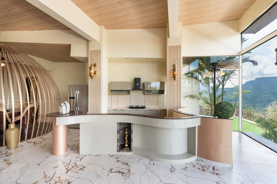 Luxury Villa | Private kitchen | Cookware/dishes/utensils, paper towels