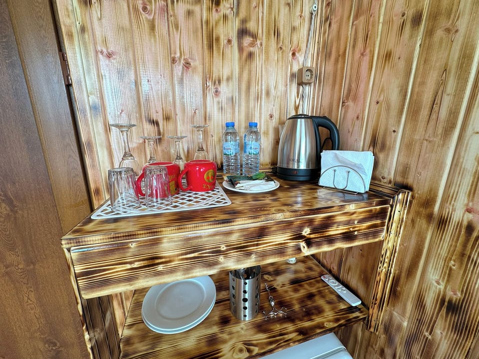 Classic Cabin, Balcony | 1 bedroom, down comforters, laptop workspace, soundproofing