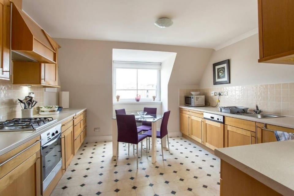 Standard Apartment, Balcony | Private kitchen | Electric kettle