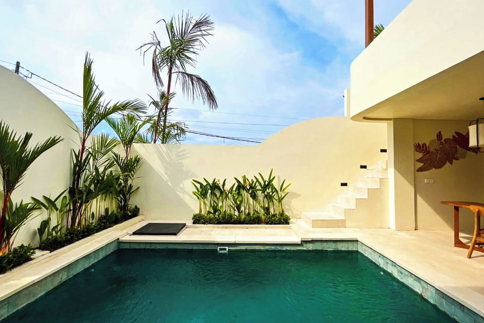 Private pool