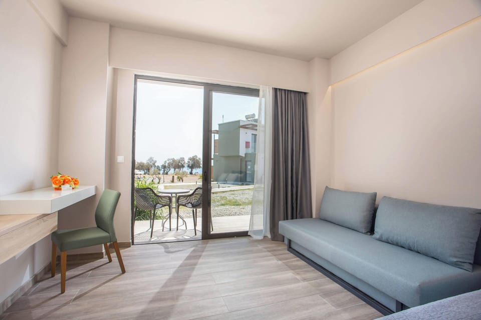 In-room safe, desk, soundproofing, free cribs/infant beds
