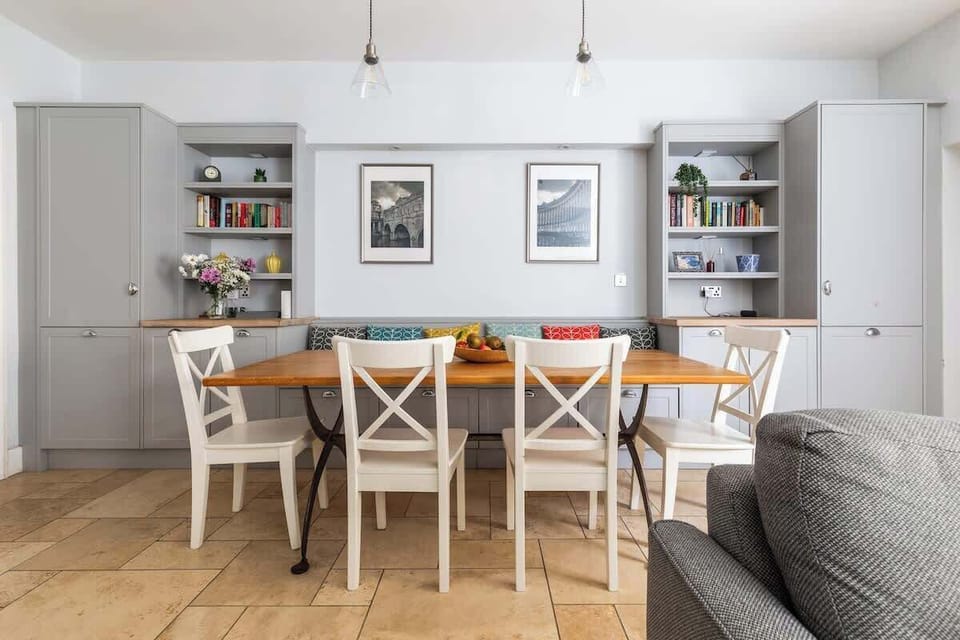 Dining table for 6