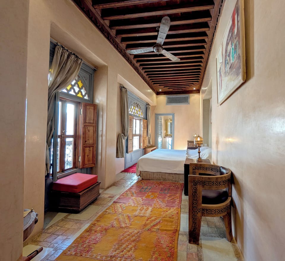 Deluxe Room | Minibar, desk, iron/ironing board, free WiFi
