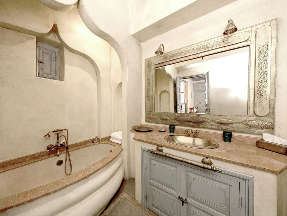 Superior Triple Room | Bathroom | Shower, hair dryer, bathrobes, towels