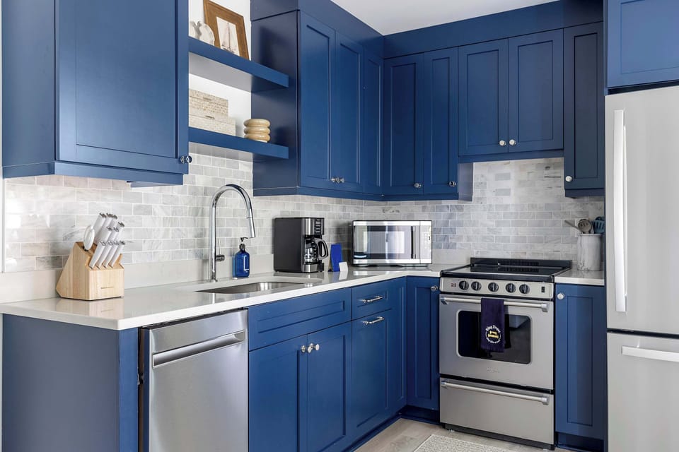 Fully equipped kitchen with everything you need to cook a meal!