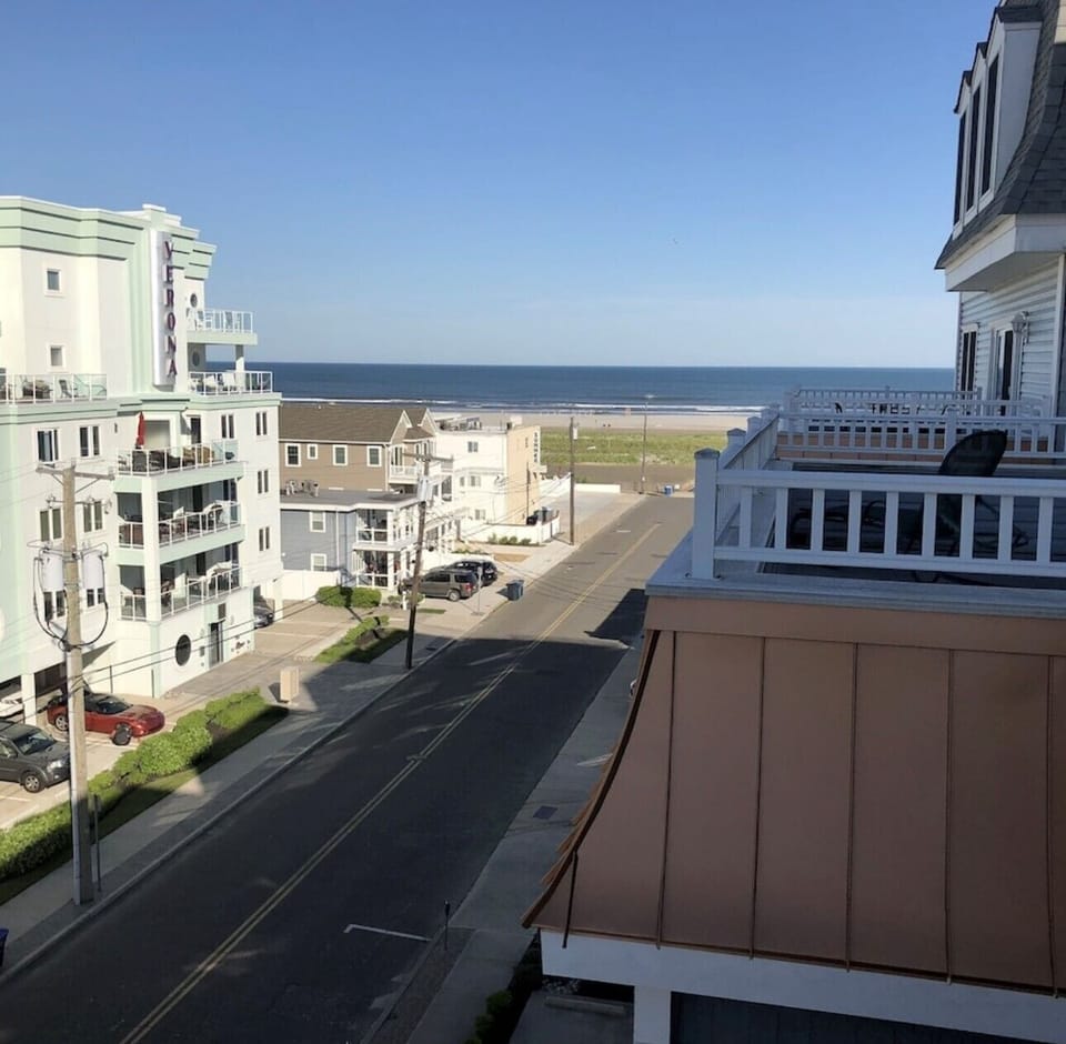 Beach/ocean view