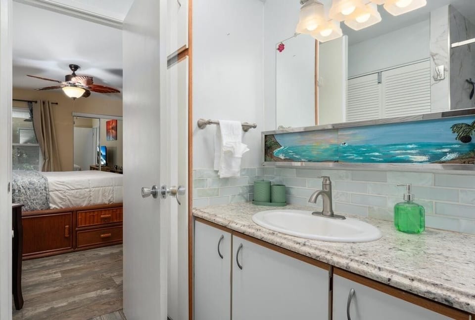 Big Island Fairway Terrace A-202 2 Bedroom Condo Apartment in Waikoloa Village