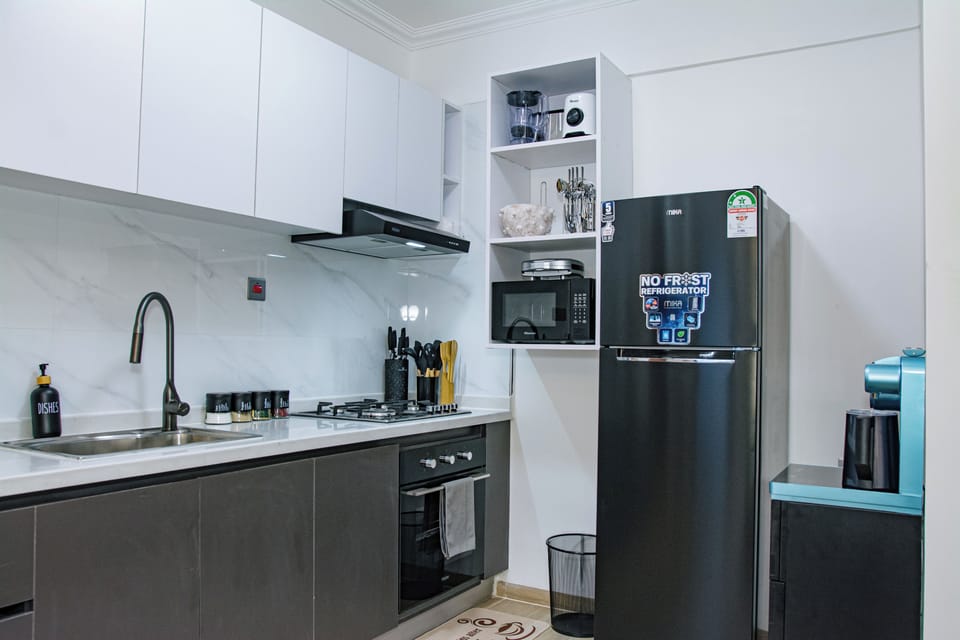 Classic Apartment, Balcony, City View | Private kitchen | Electric kettle