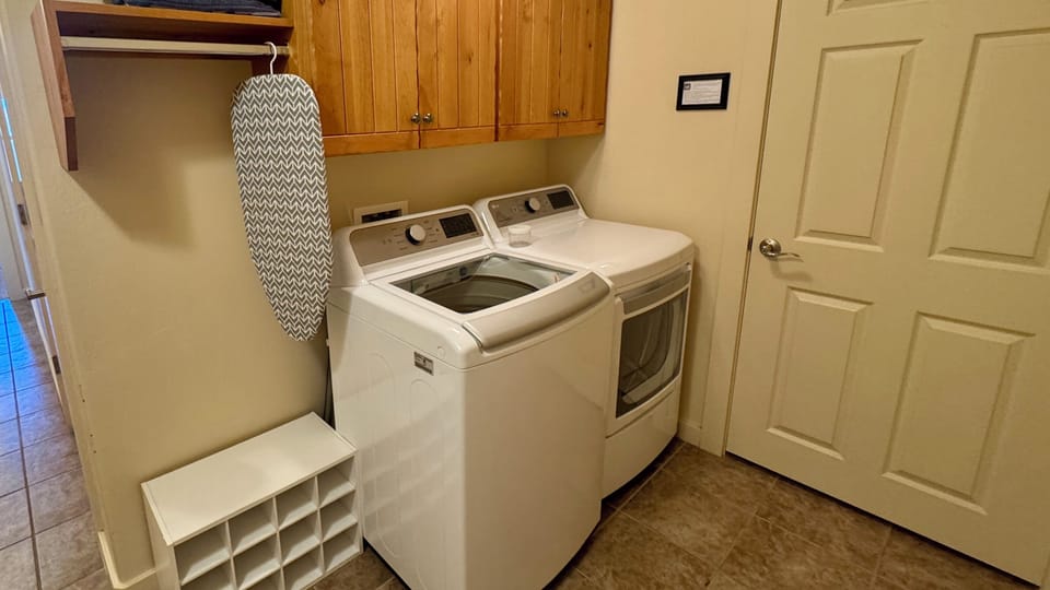 Private Laundry