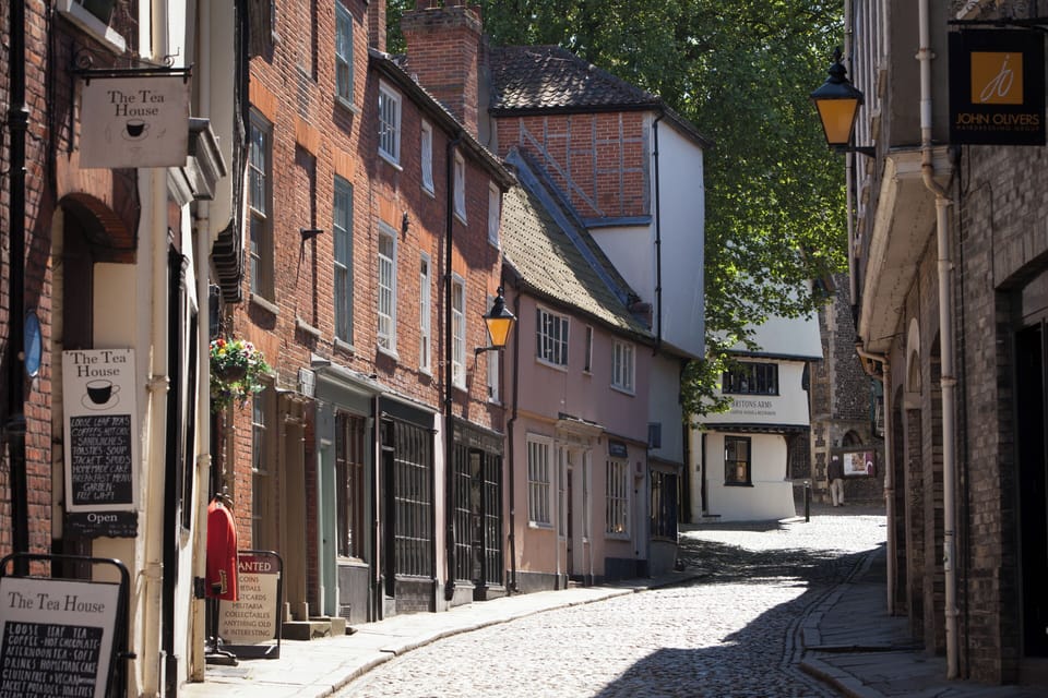 Elm Hill is ideal for retail therapy
