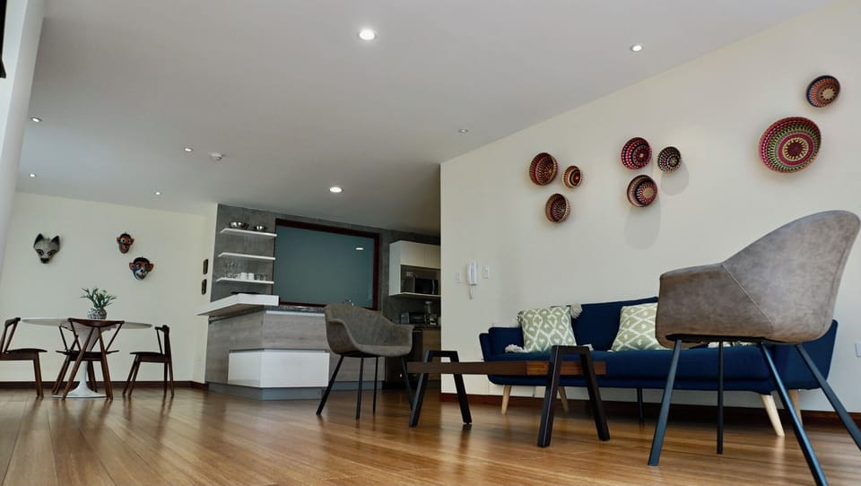 Living Area (2)