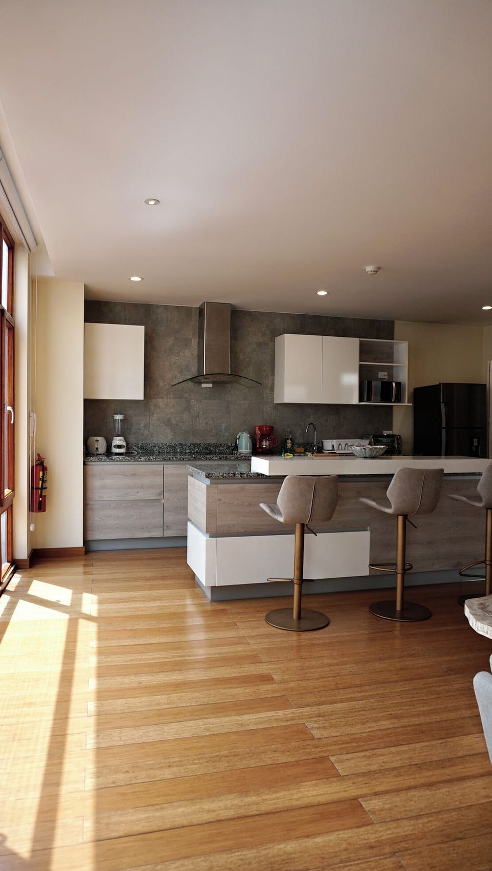 Kitchen (2)