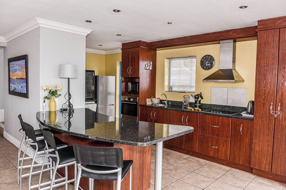 House, 3 Bedrooms, Smoking, Balcony | Interior