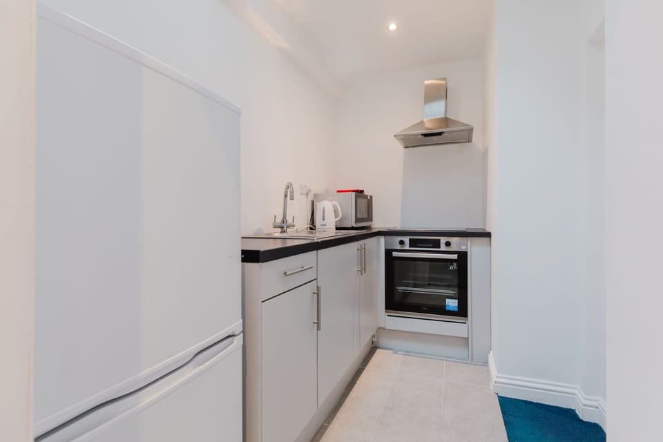 Family Suite, Ensuite | Shared kitchen