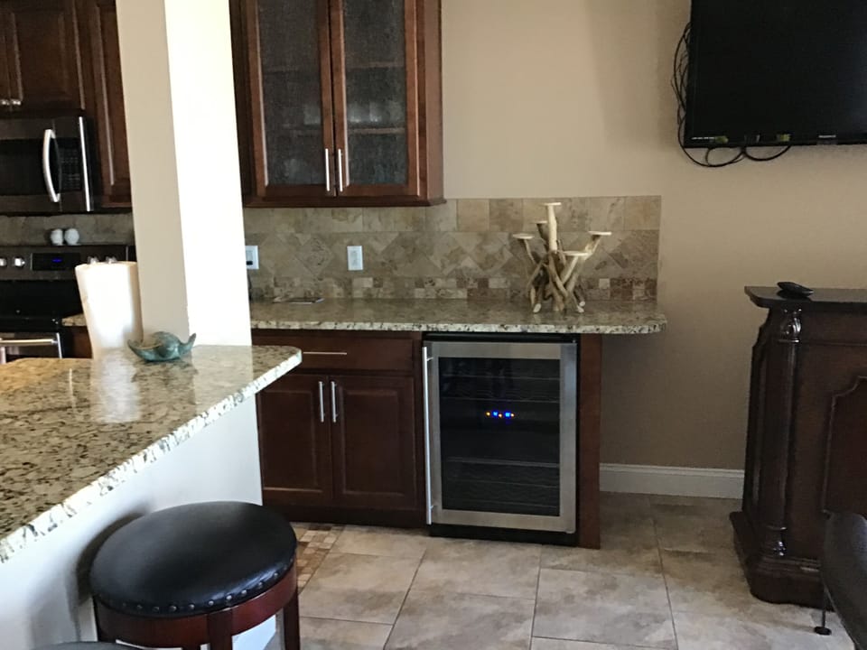 Wine cooler