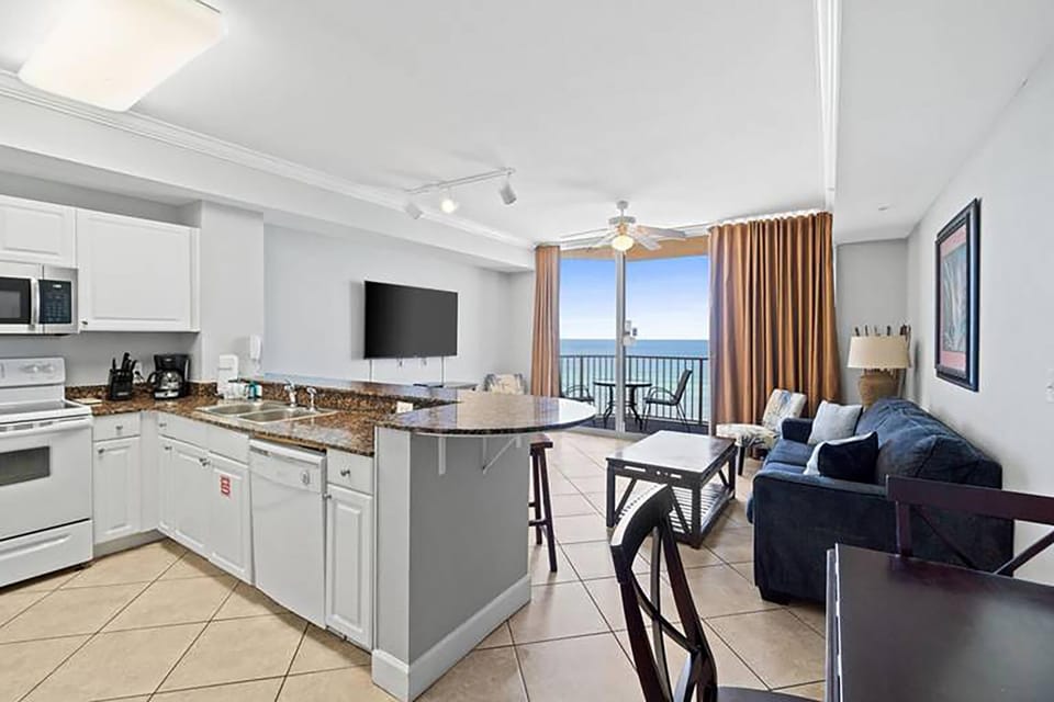 Condo, Multiple Beds (Tidewater 716) | Interior
