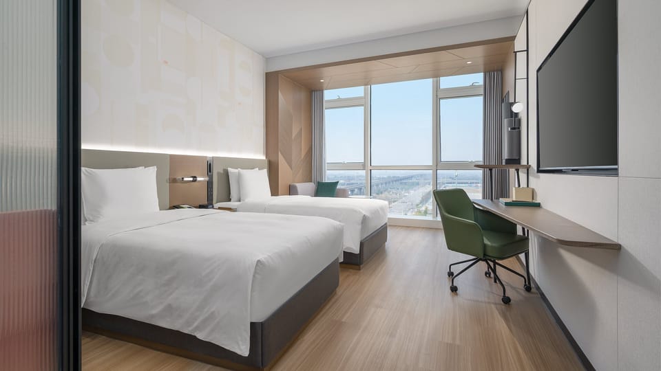WiFi (free), bed sheets