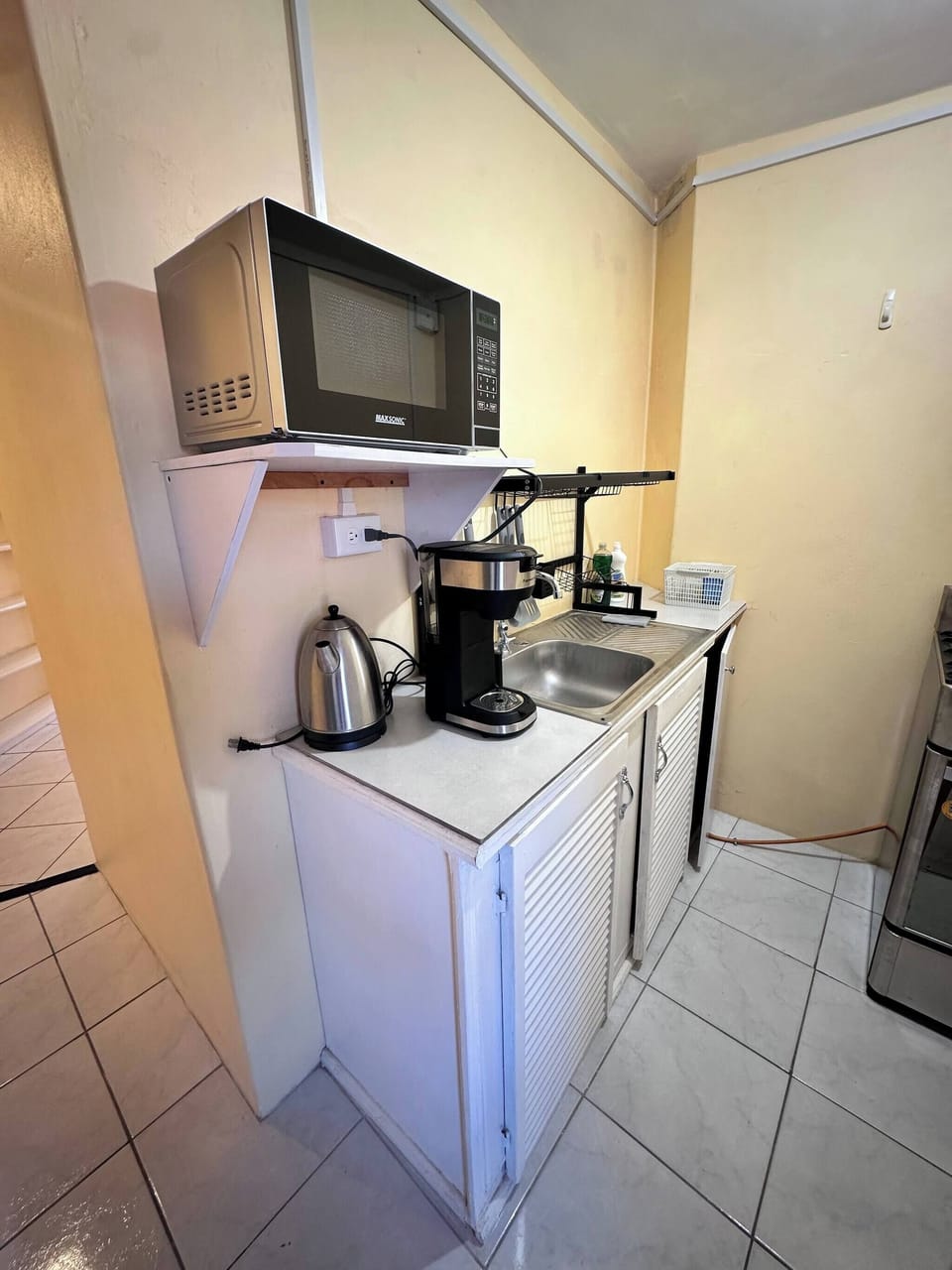 Studio, 1 Bedroom, Smoking, Balcony | Private kitchen