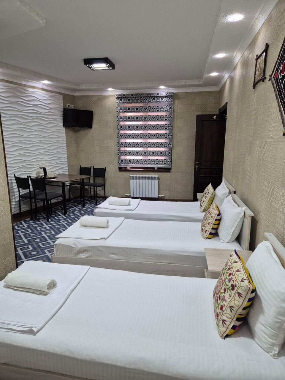 Triple Room | Soundproofing, iron/ironing board (on request)