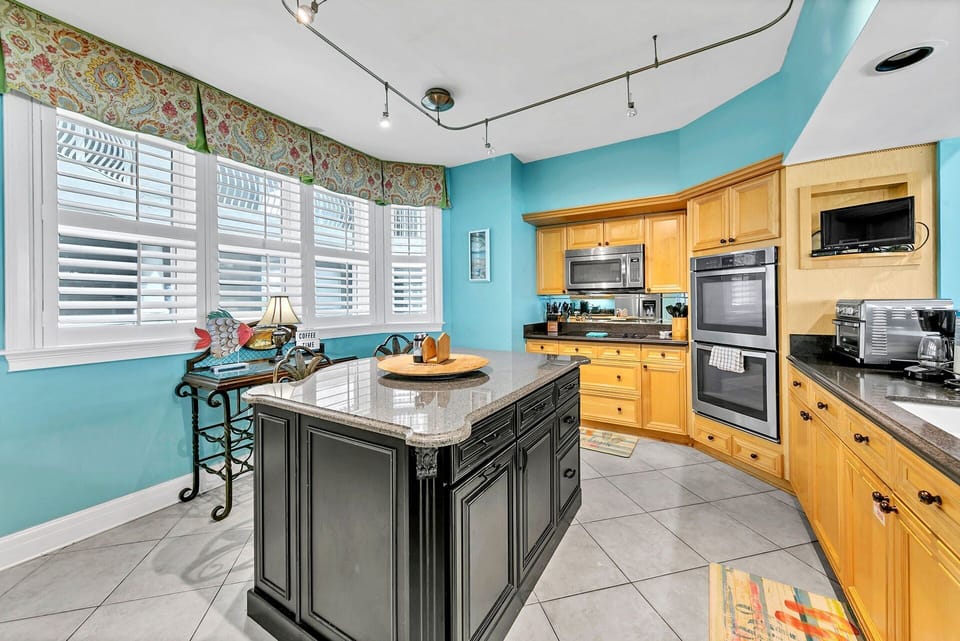 GrandView 202 - Miramar Beach - Kitchen