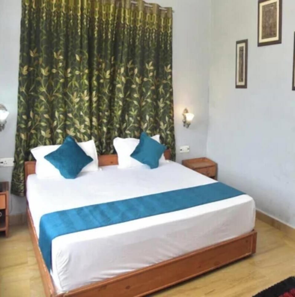 Double Room, Hill View | Free WiFi