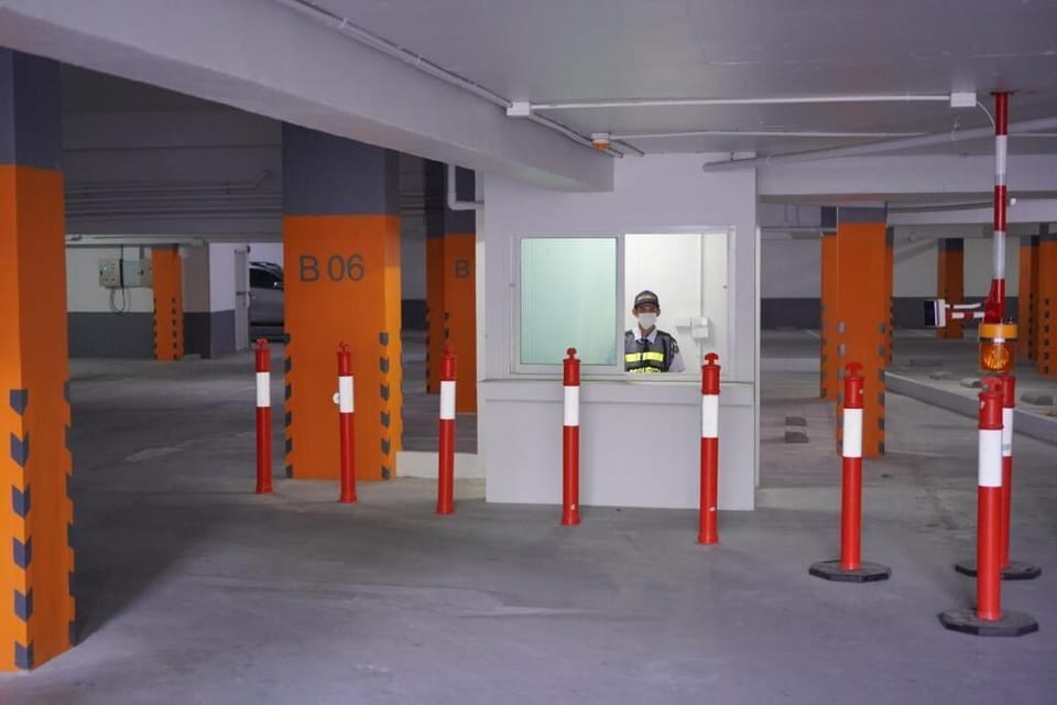 Free self parking, free valet parking