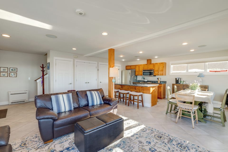 Cottage (2 Bedrooms) | Interior