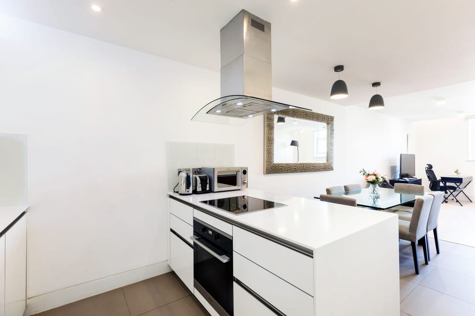 Microwave, oven