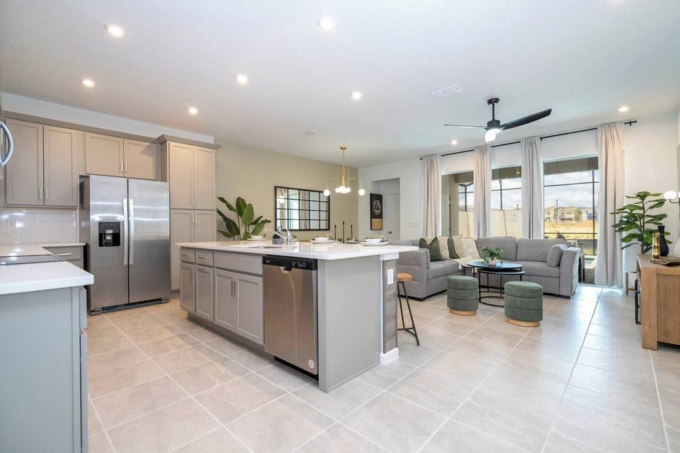 Picture yourself stepping into a contemporary kitchen—a harmonious blend of style and functionalit. Imagine gathering around th This space isn’t just a vacation rental; it’s a home away from home, promising comfort, sophistication, and memorable moments. Bon appétit!