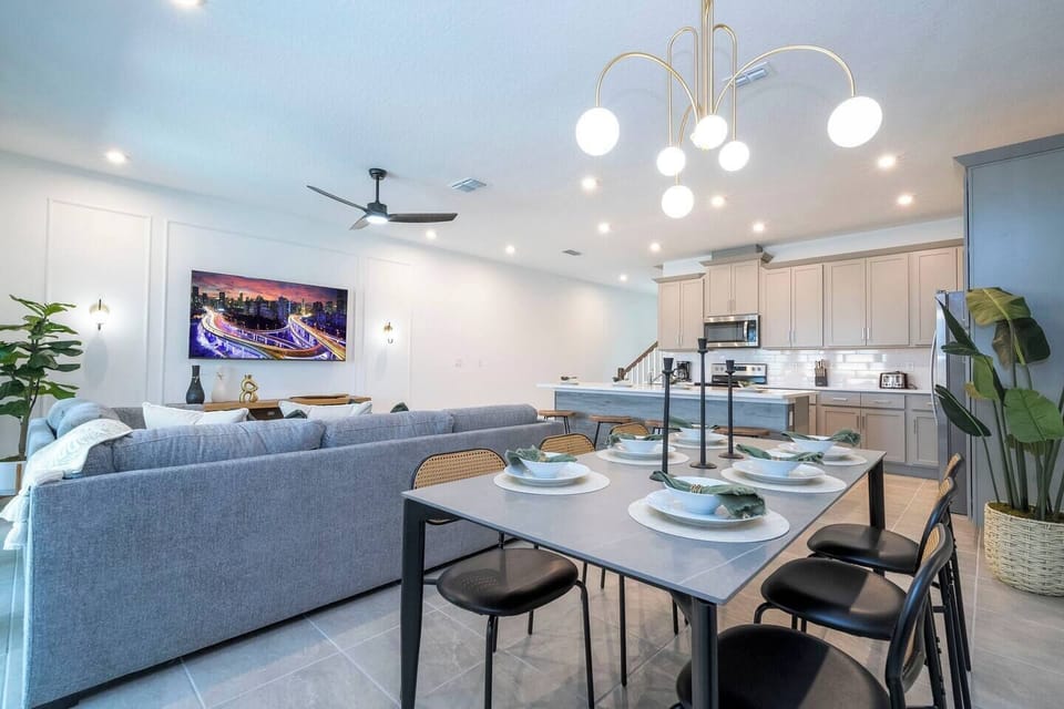 An elegant and rustic style, our dining area is perfect for quality time with your loved ones, while you prepare the most delicious plate at out equipped kitchen.