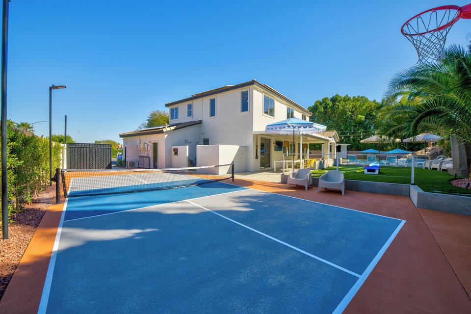Sport court