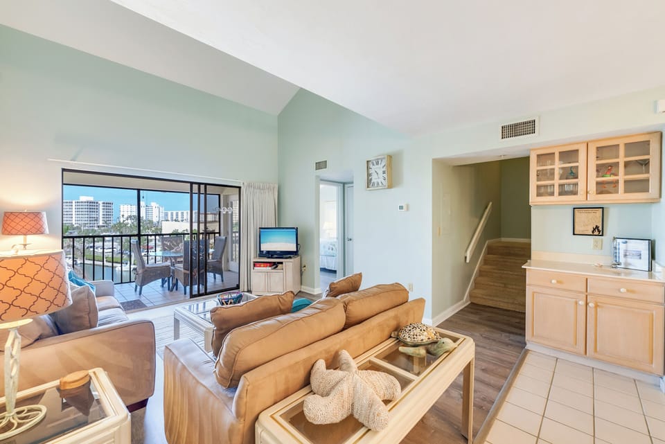 Sunlight streams in to this spacious vacation condo...Santa Maria Harbour Resort Condo 400