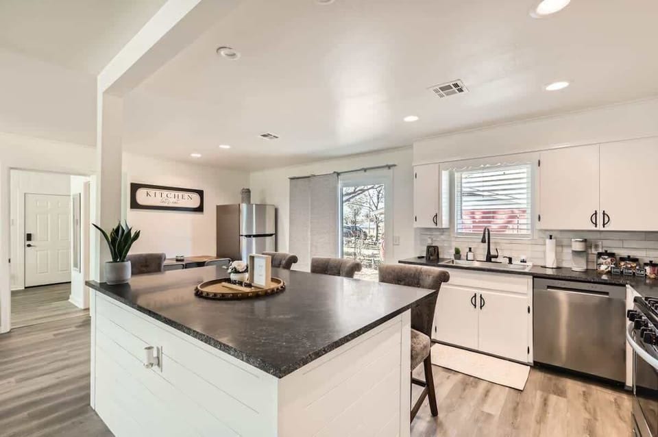 A welcoming kitchen and dining area, great for sharing meals and making memorie