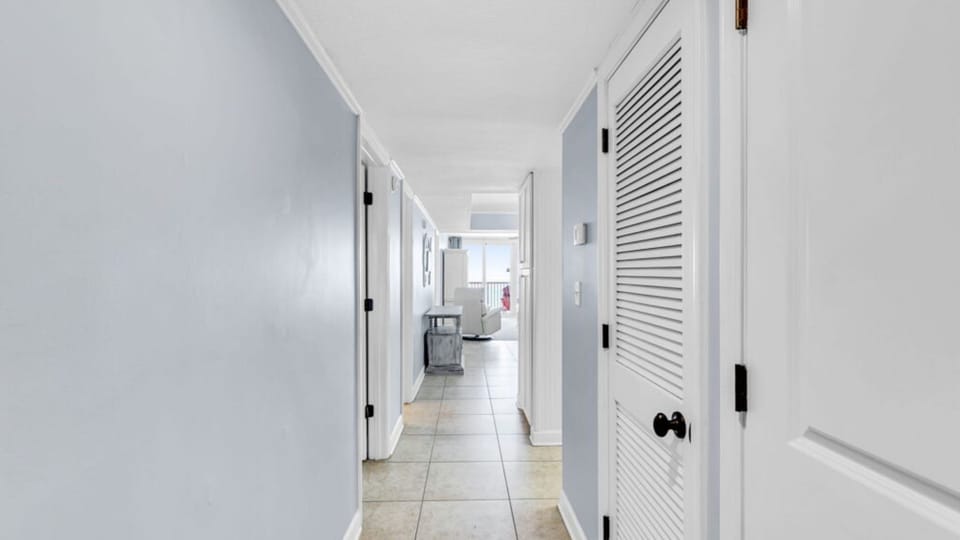 Romar Tower 6B Hallway