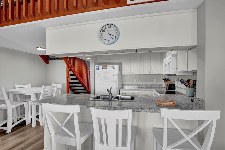 Kitchen Bar