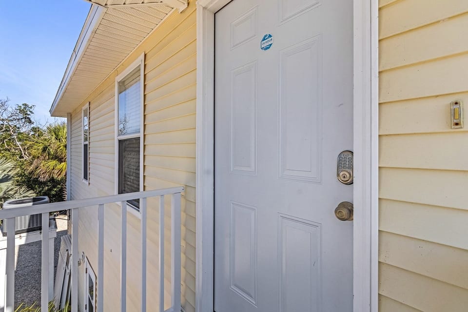 House, 3 Bedrooms | Exterior detail