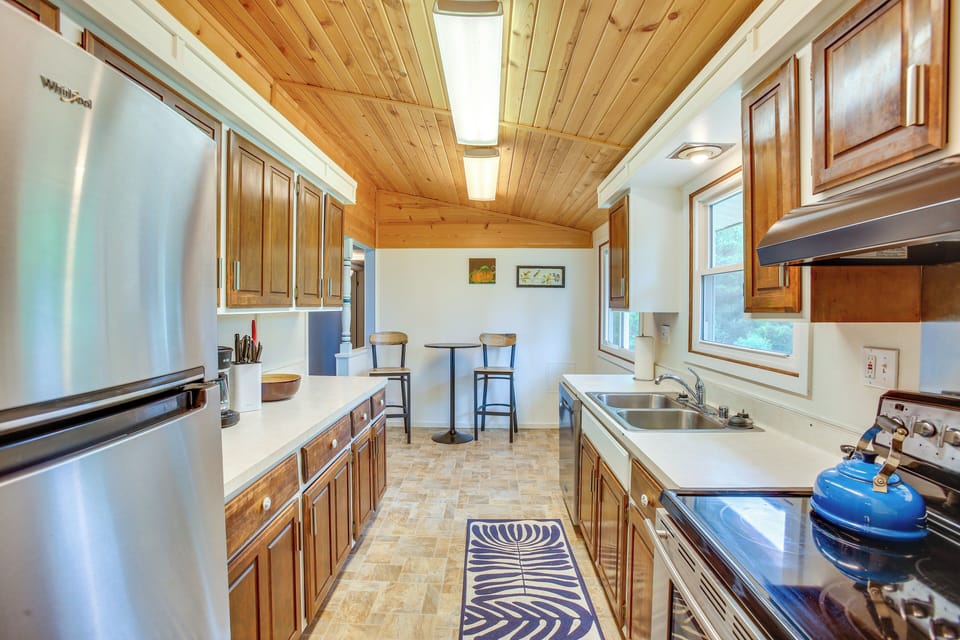 House (2 Bedrooms) | Interior