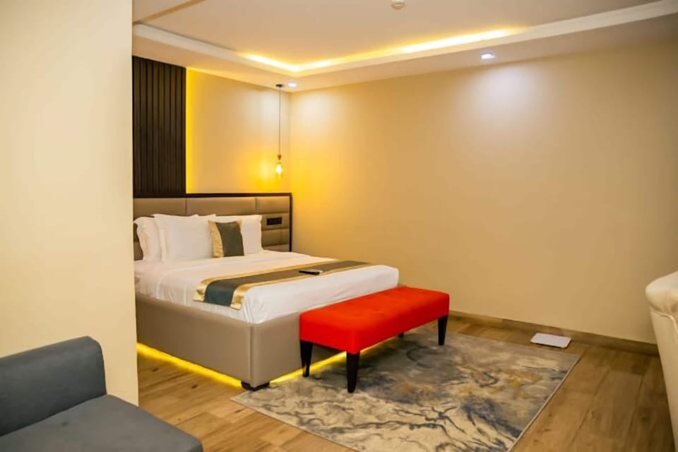 Junior Room, Balcony, City View | Desk, laptop workspace, free WiFi