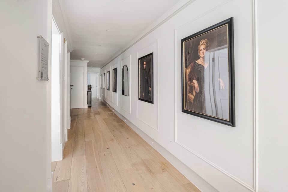 Hallway | It’s a large, spacious, beautifully decorated, and fully equipped apartment.