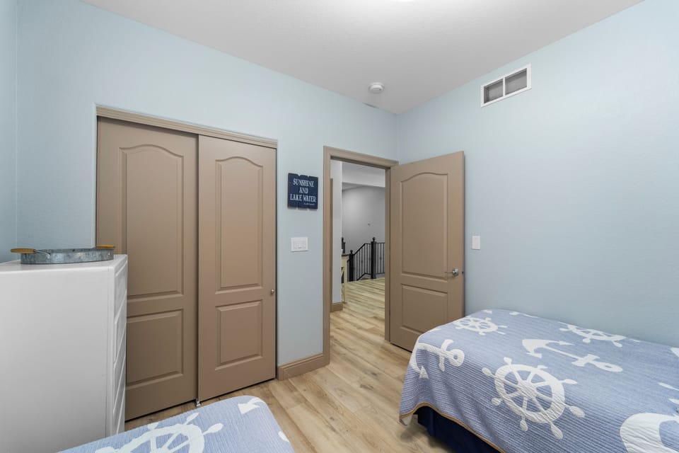 BEDROOM 3 - 2 TWIN BEDS ON MAIN LEVEL