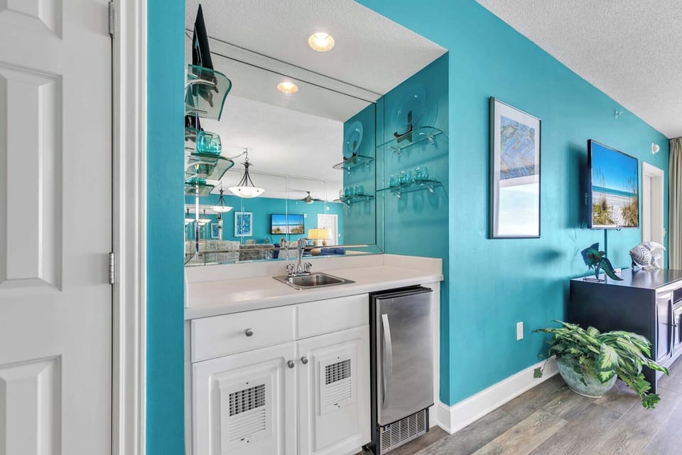 Wet bar with an under counter ice maker