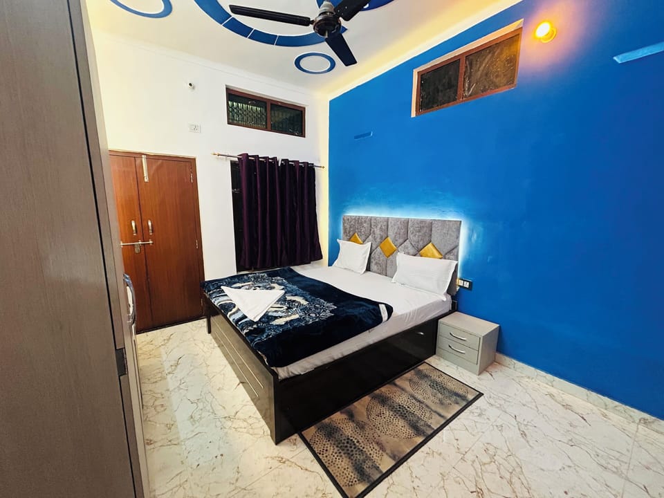 Deluxe Double Room | Memory foam beds, desk, laptop workspace, soundproofing