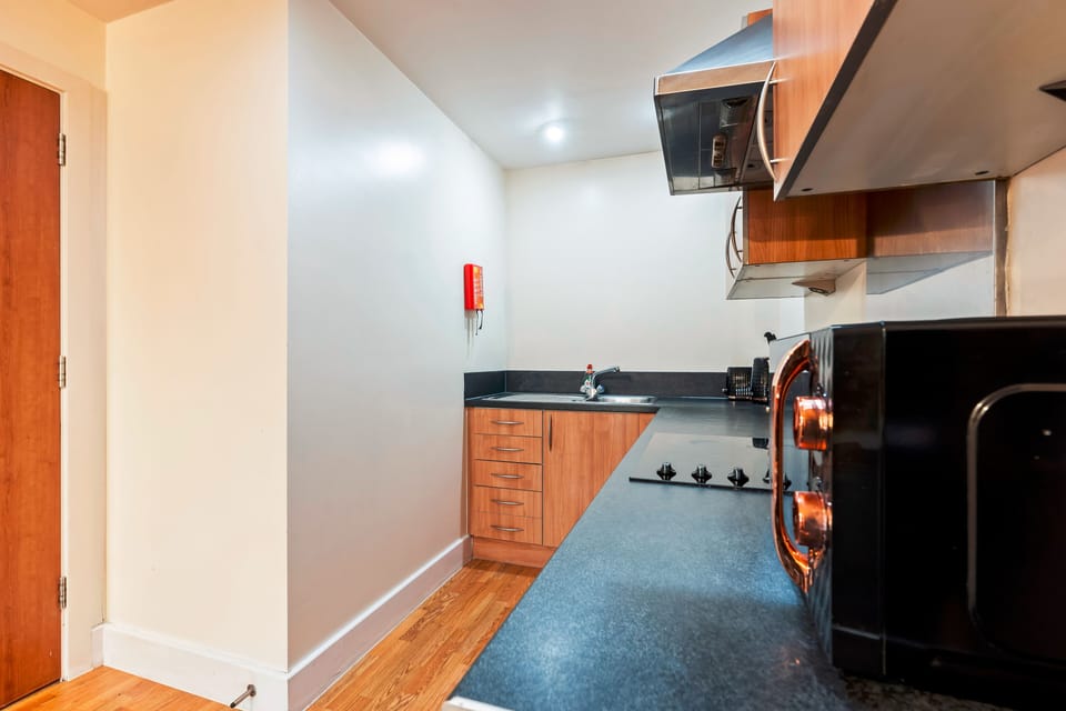 Apartment | Private kitchen | Fridge, microwave, oven, stovetop