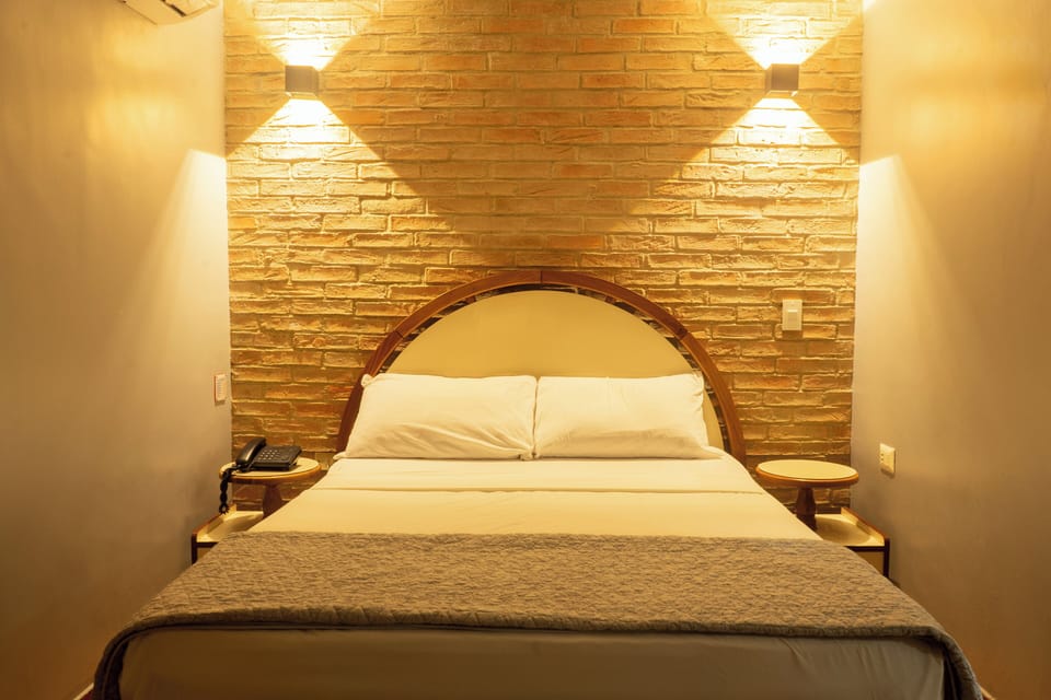 Elite Room | Premium bedding, down comforters, memory foam beds