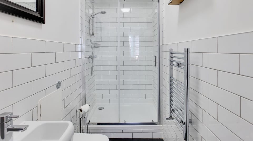 Bathroom at Luxiety Stays Serviced Accommodation in Southend-On-Sea