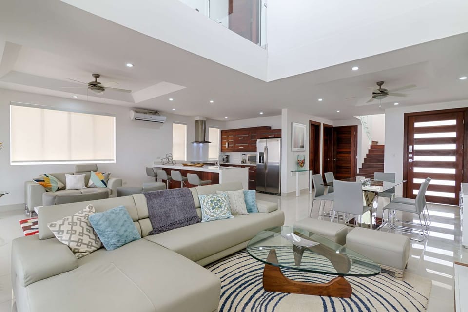 4BR Ocean View Grand Villa- Sofa
