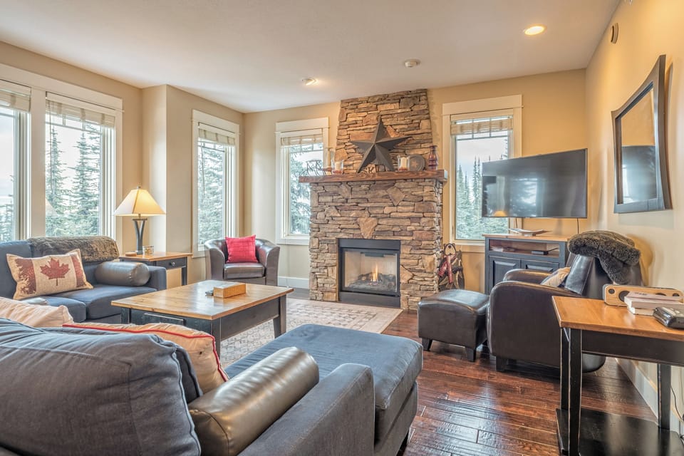 Living Room with Fireplace & TV 